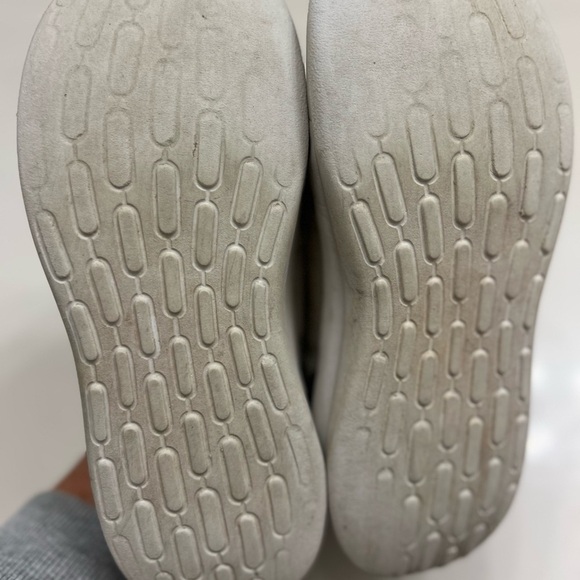 Adidas Lite Racer Kids Sneakers - Red and navy size 3.5 used shoes - Picture 4 of 6